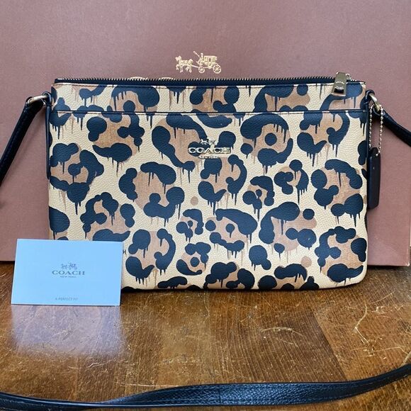 💛 HTF Coach Leopard Ocelot Print Journal CrossBody Bag - Picture 1 of 5